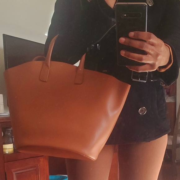 Massimo Dutti Leather Bucket Tote Bag - Picture 8 of 8